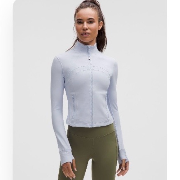 NWT Lululemon Athletica Define Crop Nulu Jacket - Picture 2 of 4